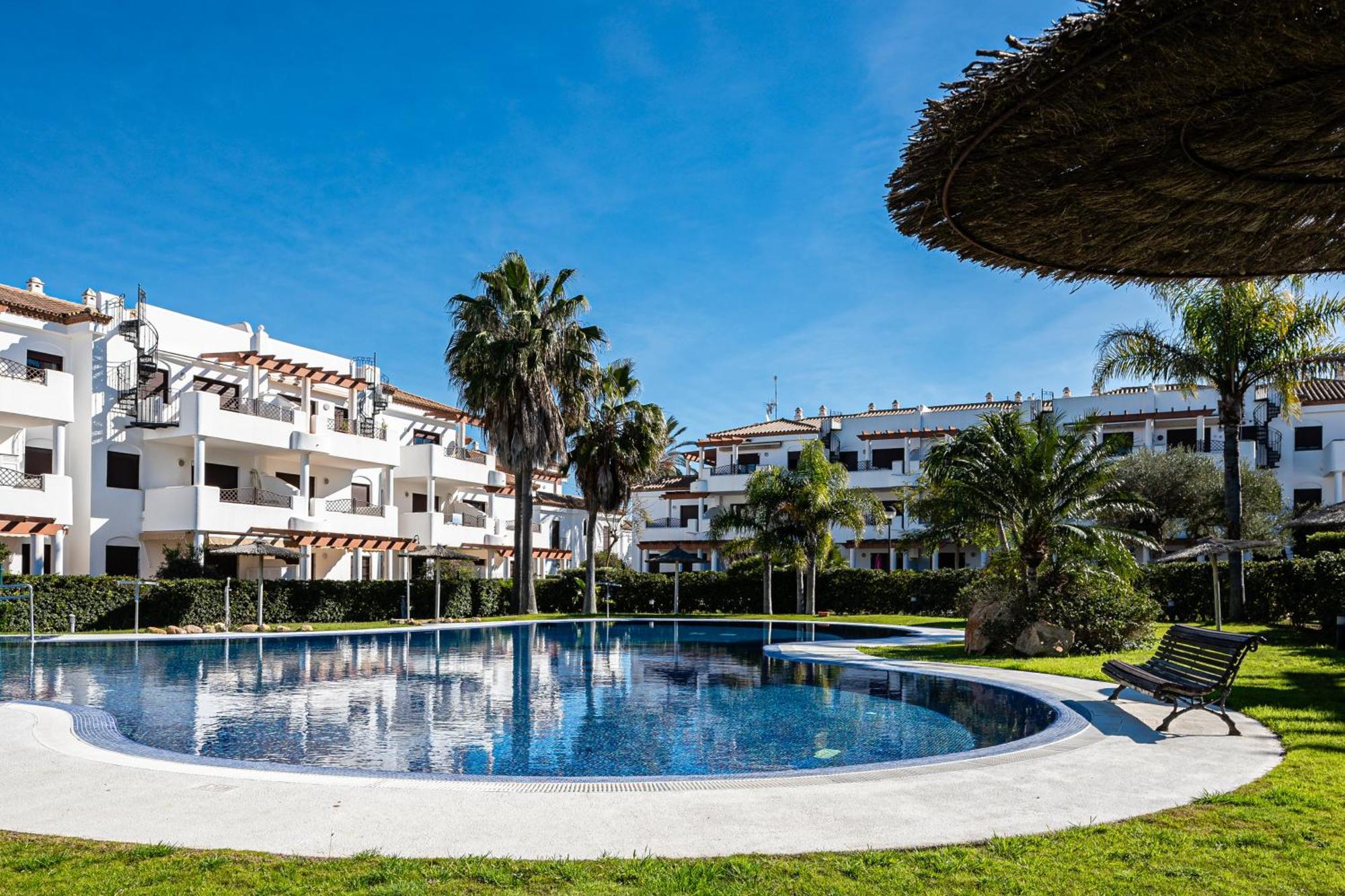 Apartamento Familiar Muy Soleado Cerca De La Playa Y Parking Incluido Чиклана де ла Фронтера Екстериор снимка